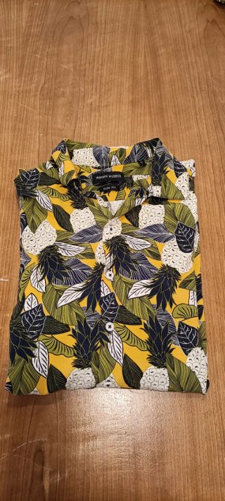 Camisa Hawaiana Hojas y Piñas Slim fit
