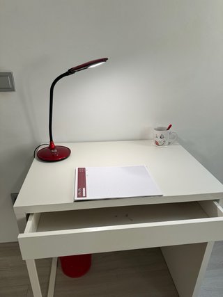 Pupitre blanco con cajón 75x50