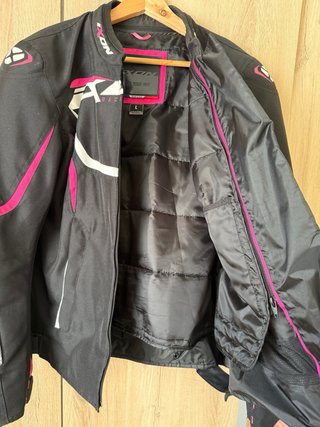 Chaqueta Moto IXON Mujer Talla L Negra/Rosa