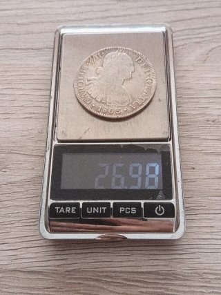 Moneda Carlos IV 8 Reales 1803 México