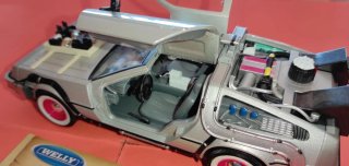 Coche Welly Regreso al Futuro III 1/24