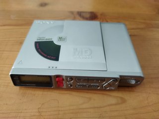 Grabadora MiniDisc Portátil Sony MZ-R37