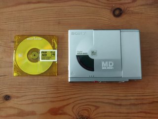 Grabadora MiniDisc Portátil Sony MZ-R37