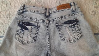Pantalón corto vaquero INSIDE desgastado