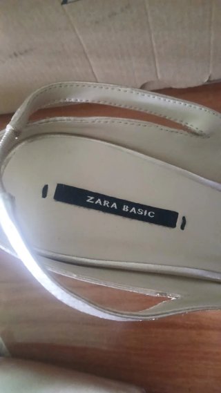 Zapatos Zara Talla 37 Slingback Dorados