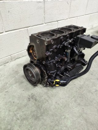 Bloque de motor Peugeot 5008 2.0 HDI RH02.