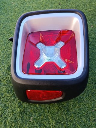 Piloto trasero Izq Jeep Renegade Limited