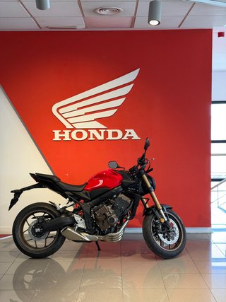 HONDA CB650R 2026 E-CLUTCH - NUEVA - ¿A2?