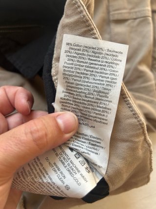 Pantalón cargo beige hombre