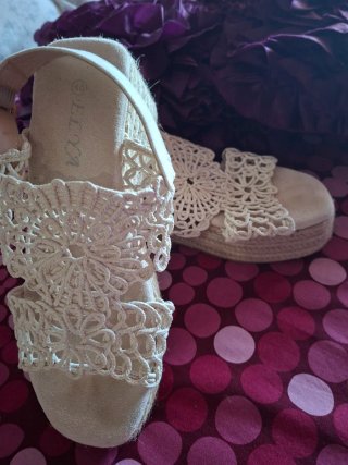 Sandalias ELva Beige/Blanco Verano
