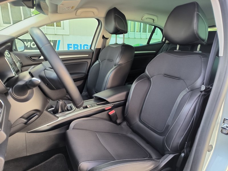 Renault Mégane Zen Blue dCi 2022, foto 6
