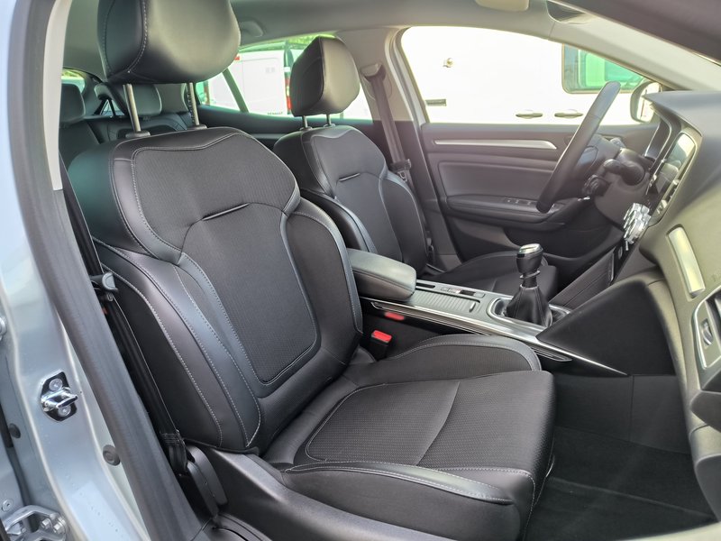 Renault Mégane Zen Blue dCi 2022, foto 9