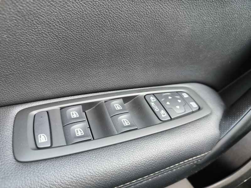 Renault Mégane Zen Blue dCi 2022, foto 17