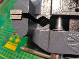 Tornillo de banco 4.5 + tac + mordaza para tubos