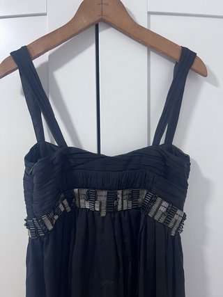 Vestido negro fiesta con pedrería