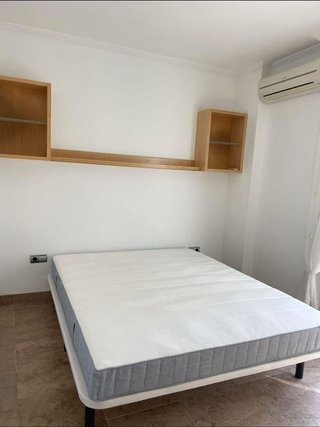 Piso en alquiler en La Carihuela en Torremolinos