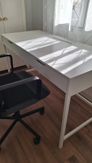Silla giratoria Renberget Negra
