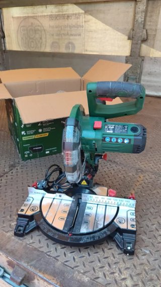 Troncatrice Parkside PKS 1500 C4