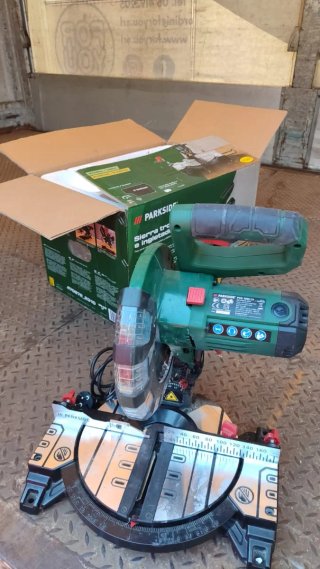 Troncatrice Parkside PKS 1500 C4