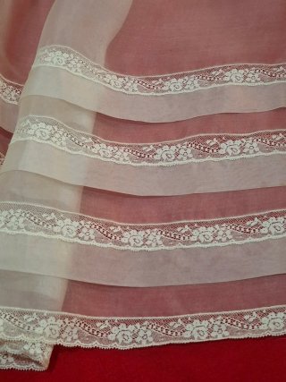 Antiguo delantal organza y encaje valencien