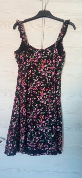 Como Nuevo ‼️ Vestido Floral Negro Rosa