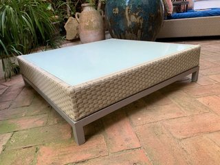 Mesa de centro Kettal Rattan y Cristal