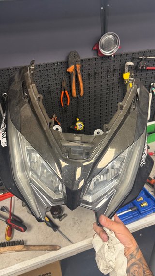 Faros Kymco AK 550 (2019)