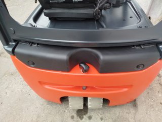 Carretilla elevadora Linde E14-02