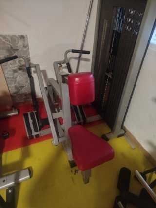 Máquinas de gimnasio Adam
