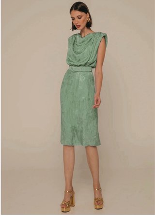 Vestido Cherubina verde menta midi