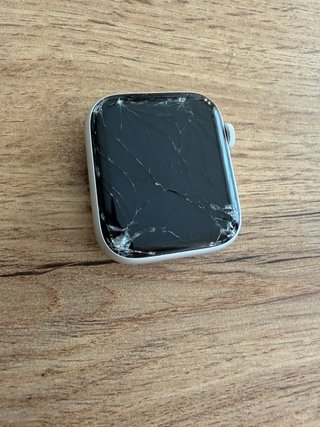 Apple Watch SE 2 44mm con cristal rotto