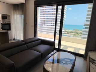 Ático en alquiler en Martín Carpena - Torre del Río en Málaga