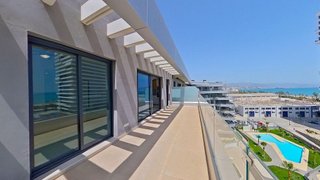 Ático en alquiler en Martín Carpena - Torre del Río en Málaga
