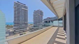 Ático en alquiler en Martín Carpena - Torre del Río en Málaga