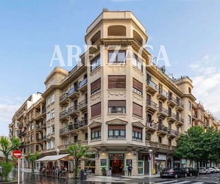 Local comercial en alquiler en Gros en San Sebastián-Donostia