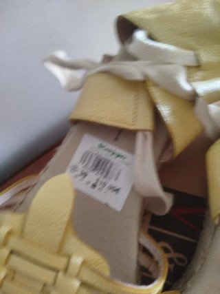 Sandalias esparto mujer doradas