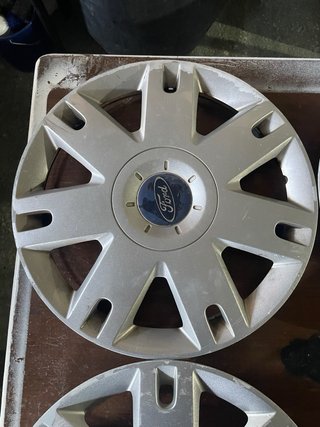Tapacubos Ford Focus (Set de 4) 14”