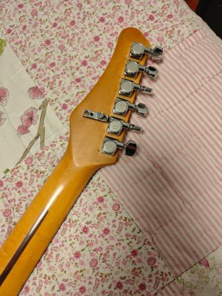 Guitarra Samick Superstrato