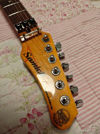 Guitarra Samick Superstrato