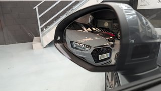 AUDI A4 Avant S line 40 TDI quattro S tron 2024