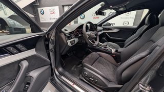 AUDI A4 Avant S line 40 TDI quattro S tron 2024
