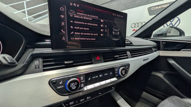 AUDI A4 Avant S line 40 TDI quattro S tron 2024