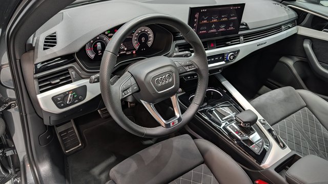 AUDI A4 Avant S line 40 TDI quattro S tron 2024