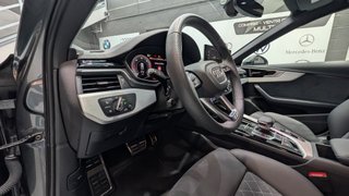 AUDI A4 Avant S line 40 TDI quattro S tron 2024