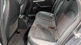 AUDI A4 Avant S line 40 TDI quattro S tron 2024