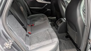 AUDI A4 Avant S line 40 TDI quattro S tron 2024