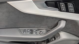 AUDI A4 Avant S line 40 TDI quattro S tron 2024