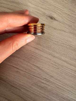 Anel Bulgari em prata com 3 tons
