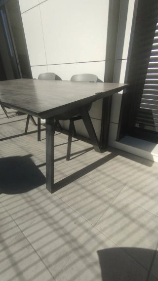 Mesa Jardín Aluminio y  bandeja de aspecto cemento