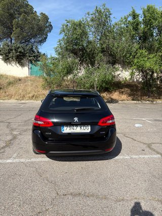 Peugeot  308 SW Puretech 130 cv 2017